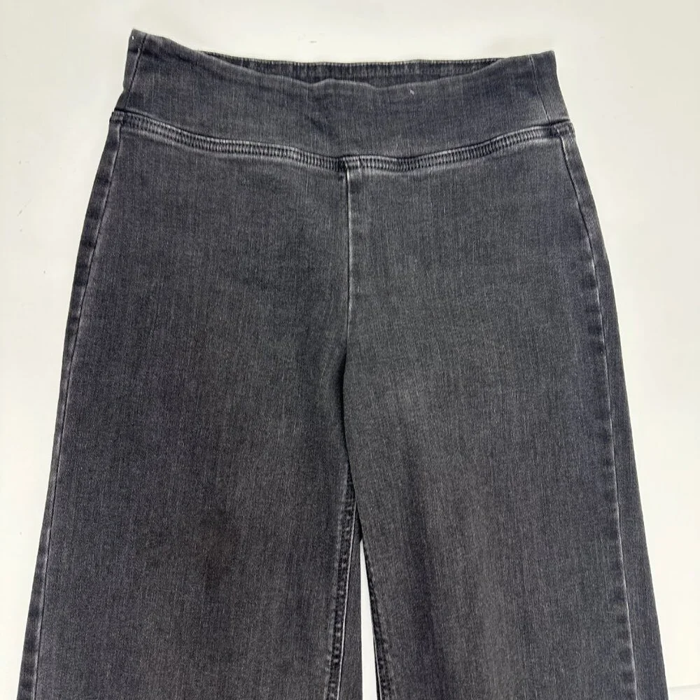 Old Navy High Rise Weekender Wide‎ Leg Women's size 4 Black Denim jeans